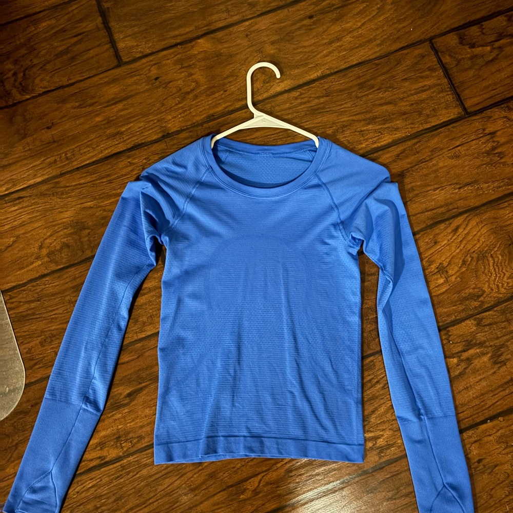 Lululemon Swiftly Tech Long Sleeve